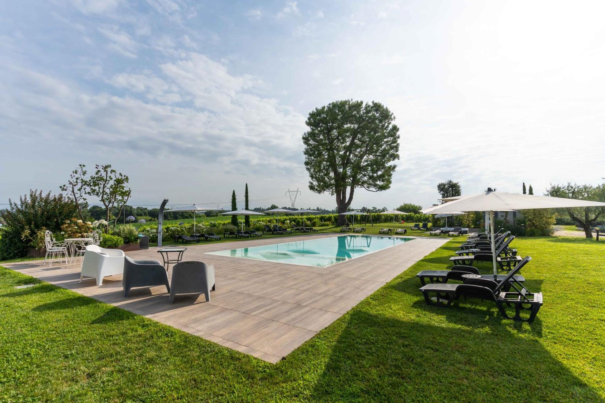 Agriturismo Colle Dei Pivi Ponti sul Mincio Eksteriør billede