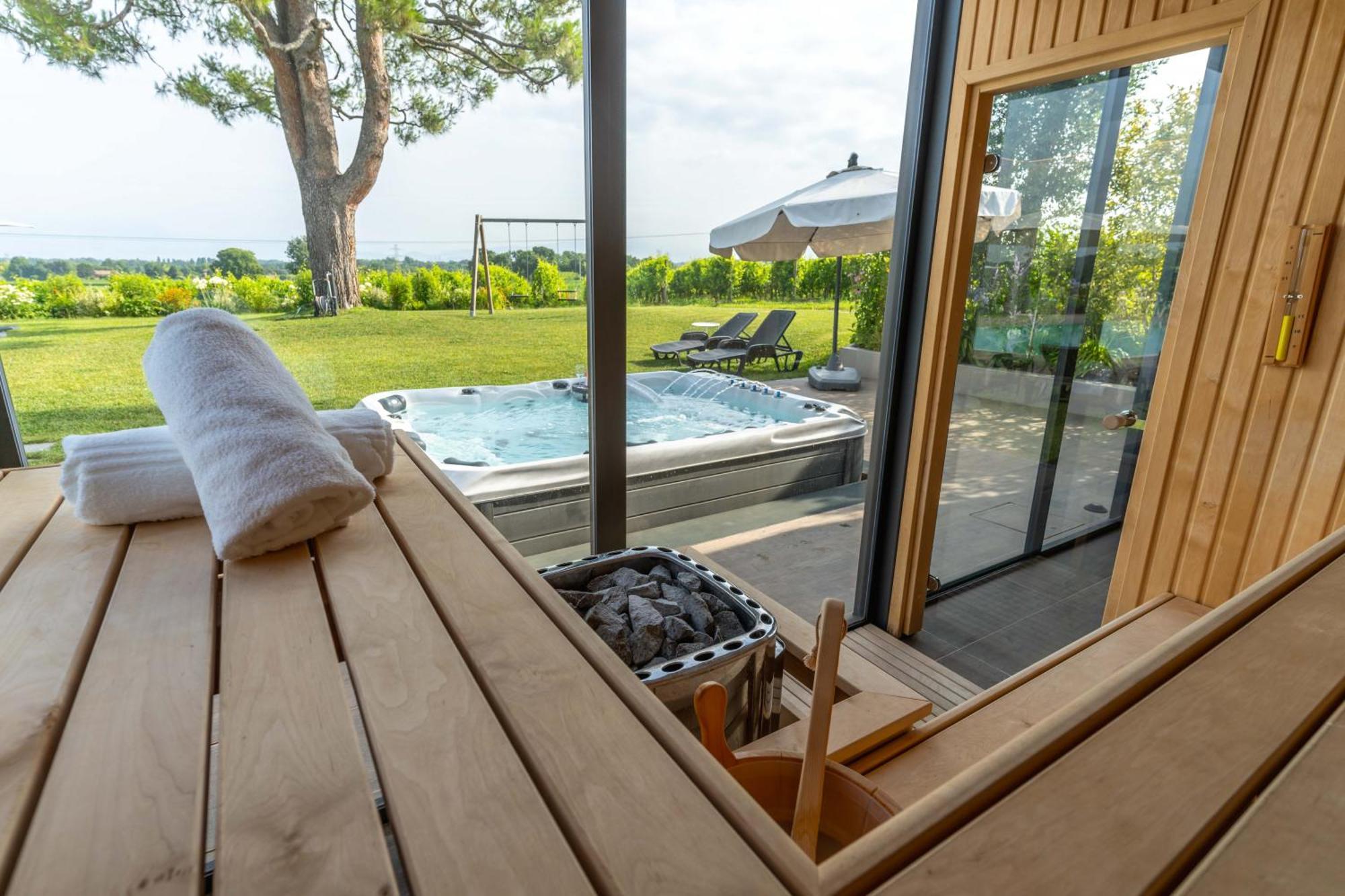 Agriturismo Colle Dei Pivi Ponti sul Mincio Eksteriør billede