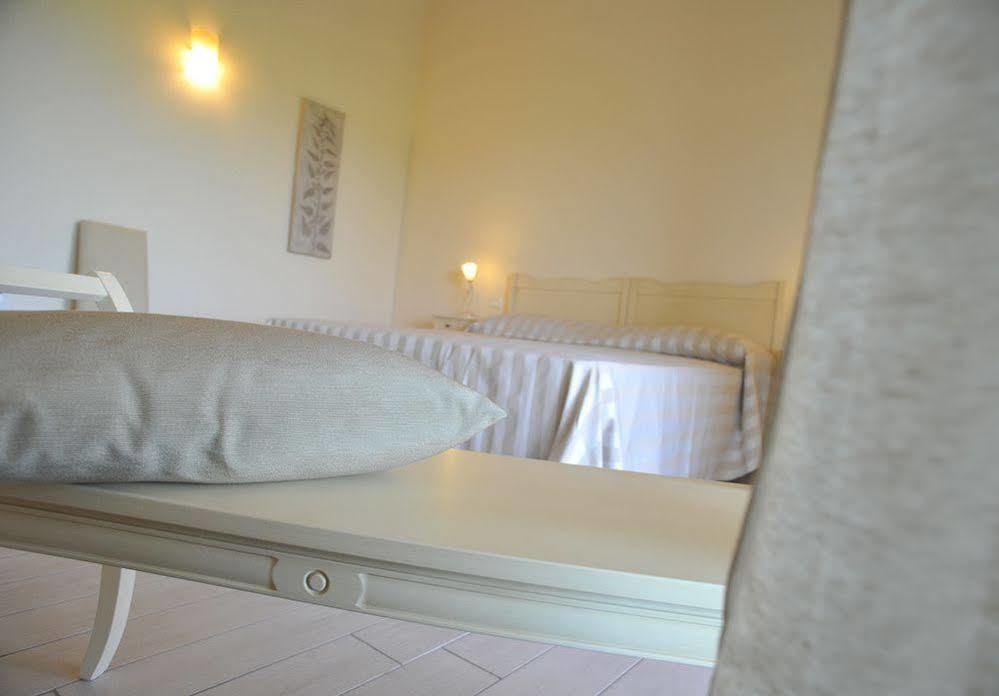Agriturismo Colle Dei Pivi Ponti sul Mincio Eksteriør billede